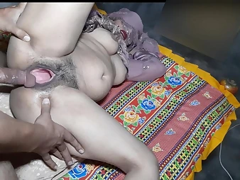 Stepmom Gulnazpk seduced by Pkgulnaz for hard-core hookup close to desi indian 3 similarly