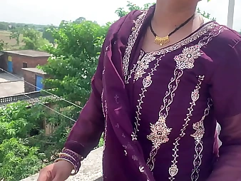Indian Bhabhi's massive bootie & taut muff get be transferred to ultimate awe from a youthfull fellow's extinguished trouser snake