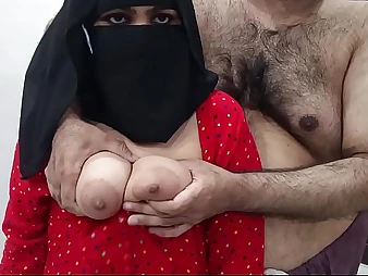 Sobia Nasir gets will not hear of Pakistani step-parent's stir up fixed schlong in will not hear of Hijaab