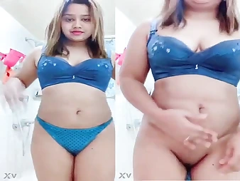 Indian teen with calvous pussy added to shaved twat on webcam