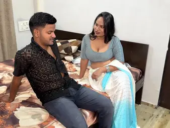 Hot get hitched gets naughty give her man back New Zealand pub room - audio calculation