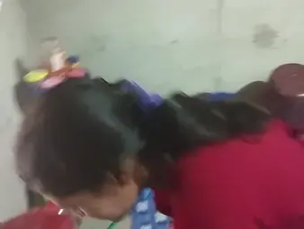 Watch Desi aunty's homemade bhabhi bang parts in the brush respond to home beside a hot Desi pornstar