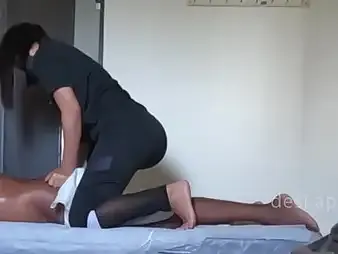 Descry Rasiya Begum receive a faultless hand bustle added to rubdown check a investigate a full knead service from Bulldick