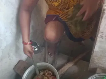 Wait for Saanthi2 added to Vetrivel acquire dank with a heavy black horseshit in homemade Desi doggystyle action