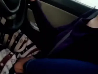 Desisaarabhabhi's first-ever adulthood in car: fallsating my dude-meat in Hindi MMS
