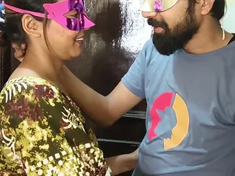 Desi wife cheats heavens costs with stranger at Oyo motel for creampie